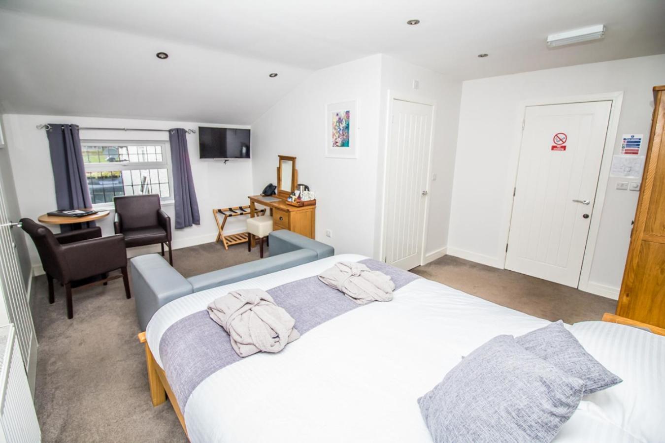 The Saxon Inn Bishop Auckland Buitenkant foto